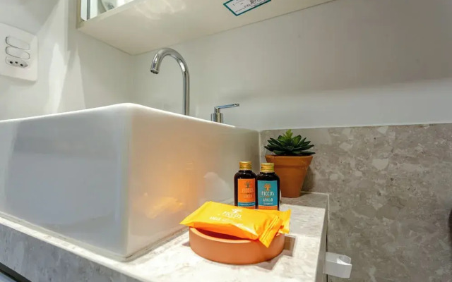 Moderno-Pinheiros -AC - Brazilian Corner