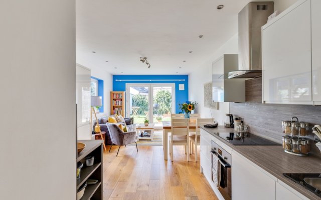 Fantastic 1BD Flat With Garden Central Kingston