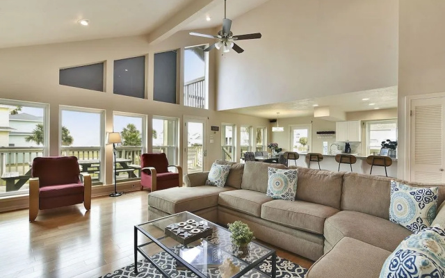 All Decked Out by Ryson Vacation Rentals