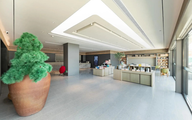 Ji Hotel Nanjing Pukou Hongyang Plaza