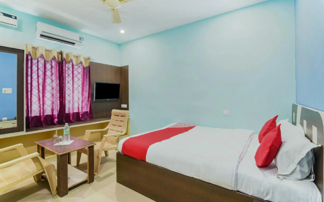 Oyo 36425 Sri Sai Residency