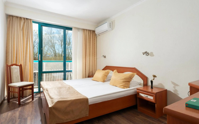 Zefir Hotel