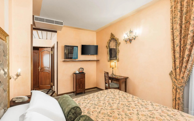 Hotel Marconi