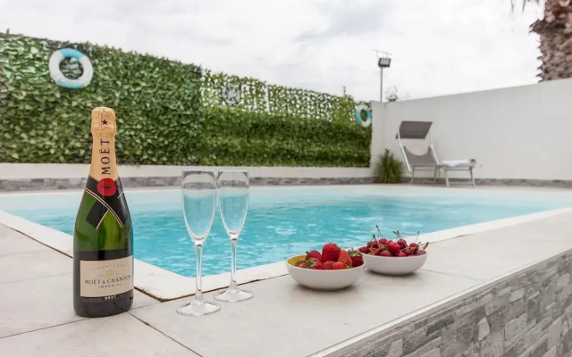 Villa Salemi With Pool