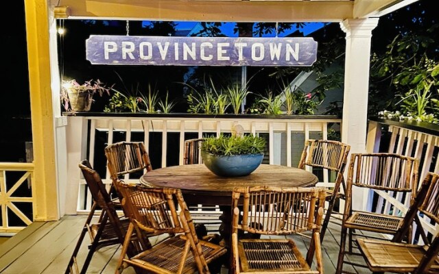 Inn at Gifford House