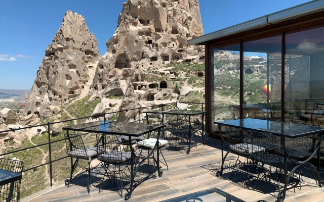 Caldera Hotel