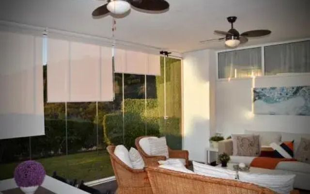 Apartment Urb. La Mairena Blq 3, 33A