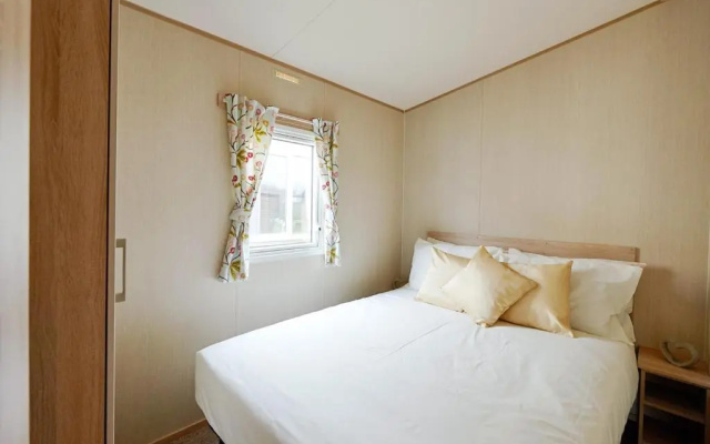 Whitecliff Bay Holiday Park