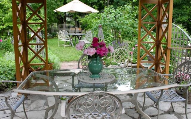 Rogers and Brown House Bed & Breakfast