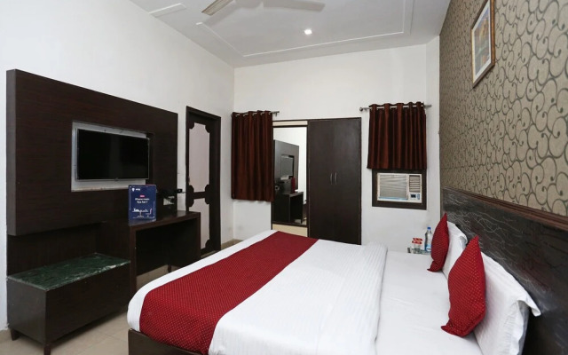 OYO 2862 Hotel Kanha Continental