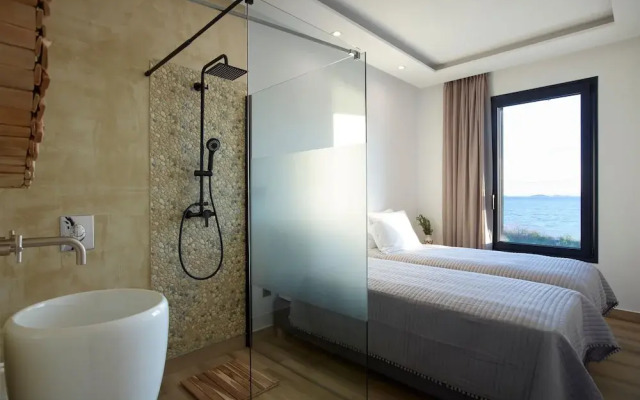 Sereno Natu Villas in Skyros