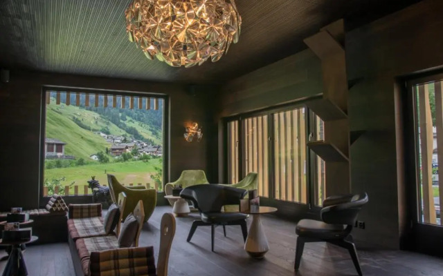 Hotel Rovanada