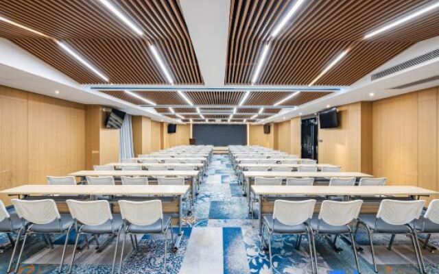 Starway Hotel (Zhaoqing Agile City Duanzhou 1st Road)