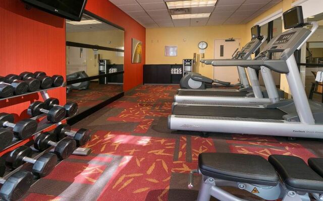 Courtyard Kansas City East/Blue Springs