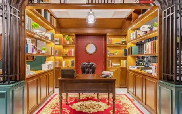 James Joyce Coffetel Hotel (Huangshan Scenic Area Transfer Center)