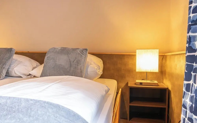 Vienna Spacious 2BR Apt Long Stay