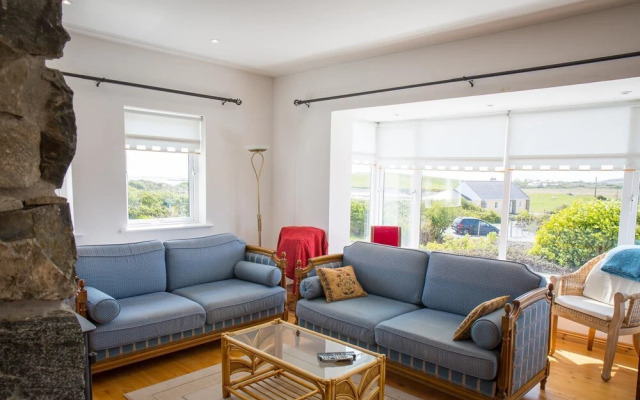 Aistara, Ballyconneely
