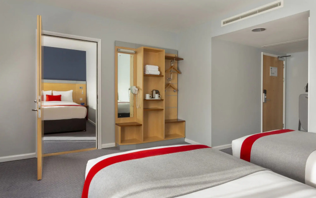 Holiday Inn Express Birmingham Redditch by IHG