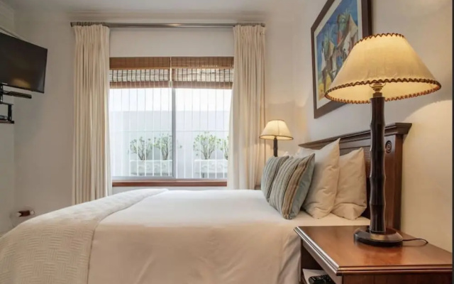 Bantry Beach Luxury Suites