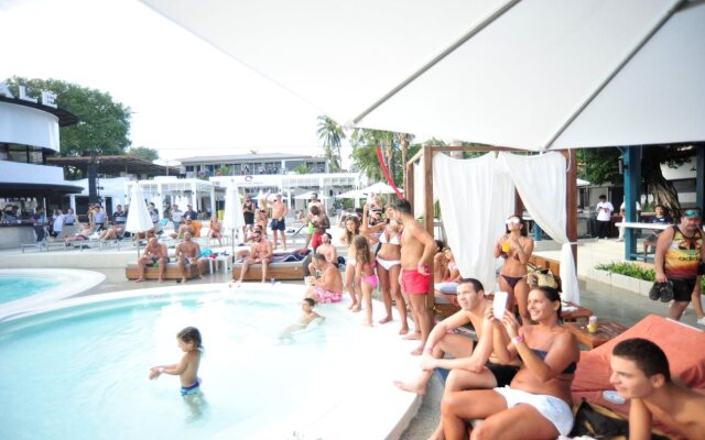 Combo Beach Hotel Samui