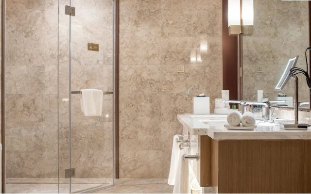 Wuhan Optics Valley Convention Hotel