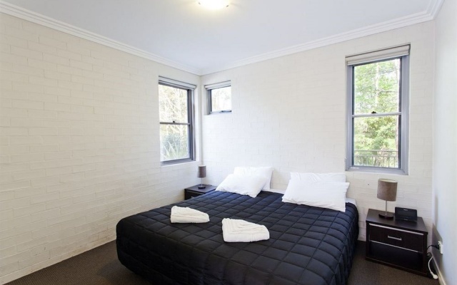 Bluegum Apartments Newcastle – Guest Rooms – Newcastle
