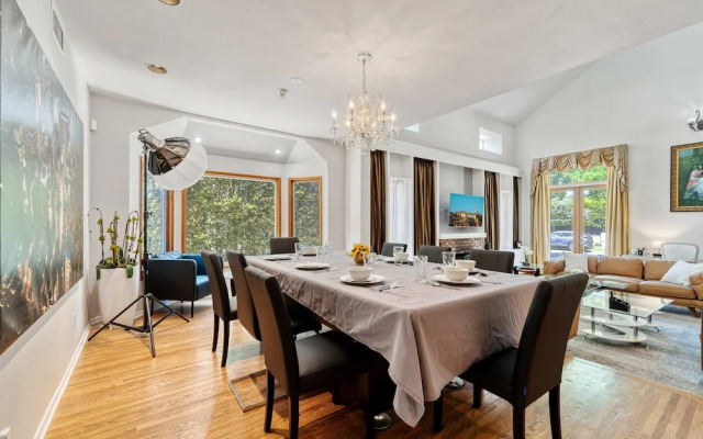 NEW - 1 Location-family-5br-yard-gym-parking