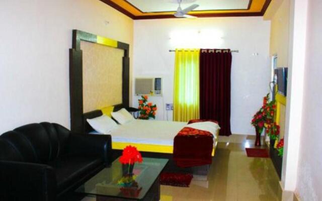 Maurya Royal