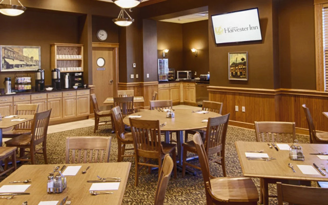 Canton Harvester Inn