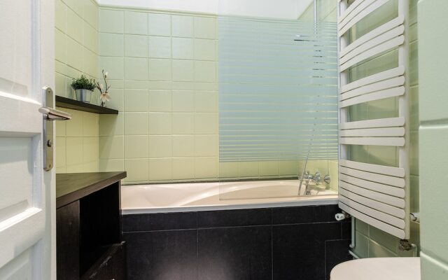 Apartment Saint Michel