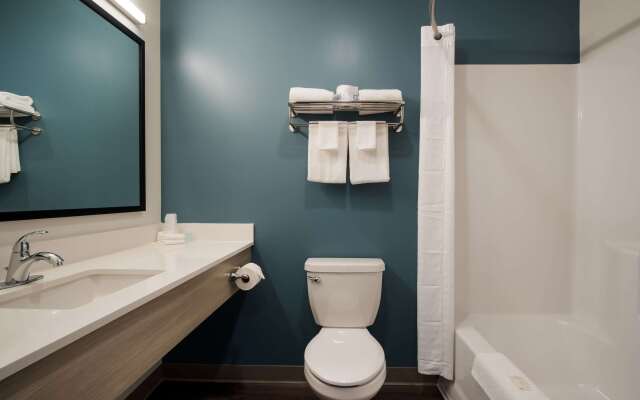 WoodSpring Suites Grand Rapids Kentwood