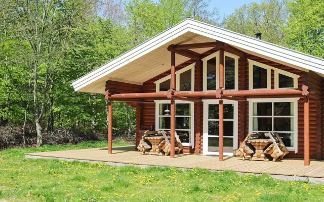 8 Person Holiday Home in Hadsund