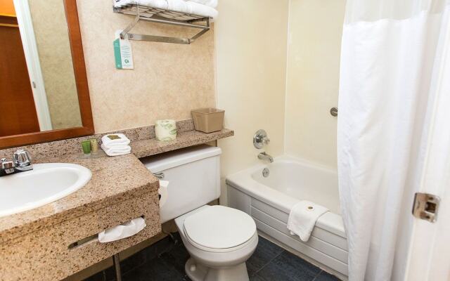 North Vancouver Hotel