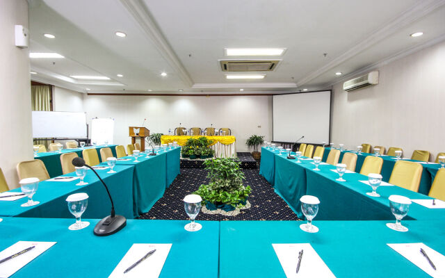 Grand Menteng Hotel