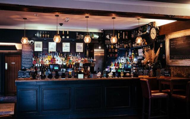 The Sun Hotel & Bar