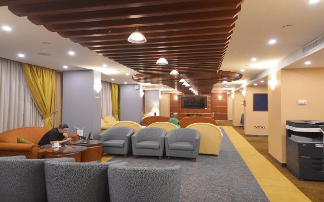 Holiday Inn Kuwait Al Thuraya City by IHG