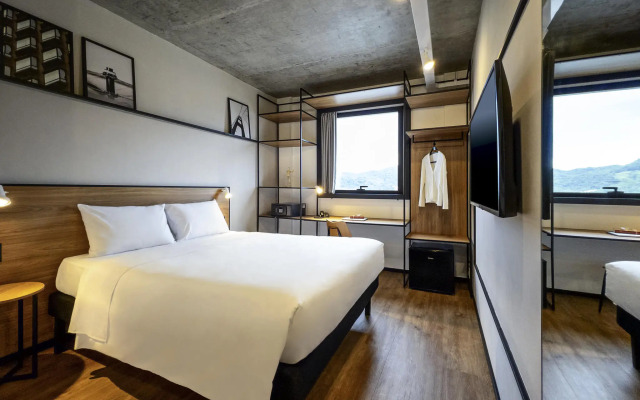 Ibis Balneario Camboriu