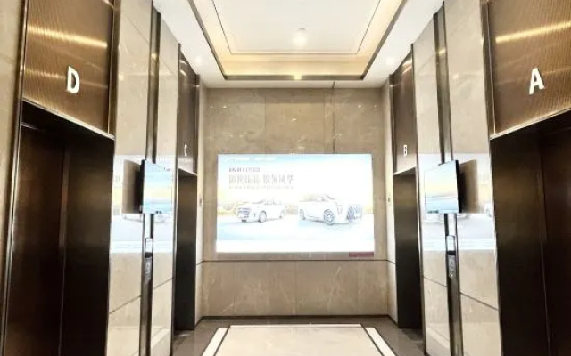 Youth Sunshine Hotel (Chengdu Chadianzi Subway Station Longhu Xichen Tianjie Branch) – Hotel Rooms – Chengdu