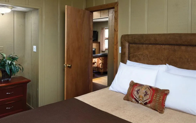 Shawnee Lodge & Conference Center