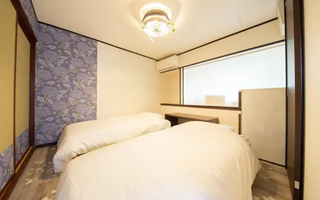 NexStay HOUSE Osaka West