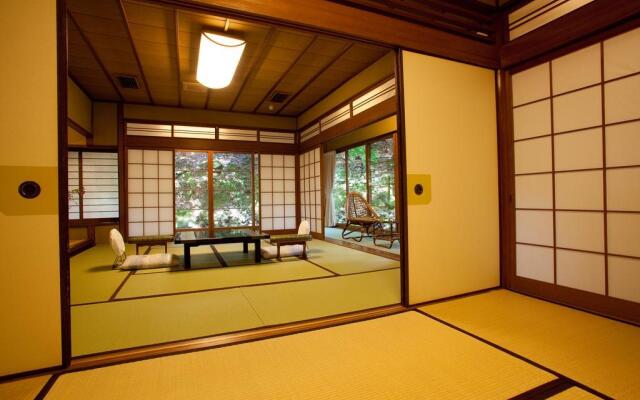 Tsukihitei Ryokan