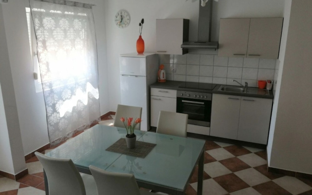 Sanja - 100 Meters to the Beach - A2