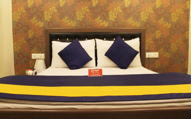 OYO 672 Hotel Diamond Inn