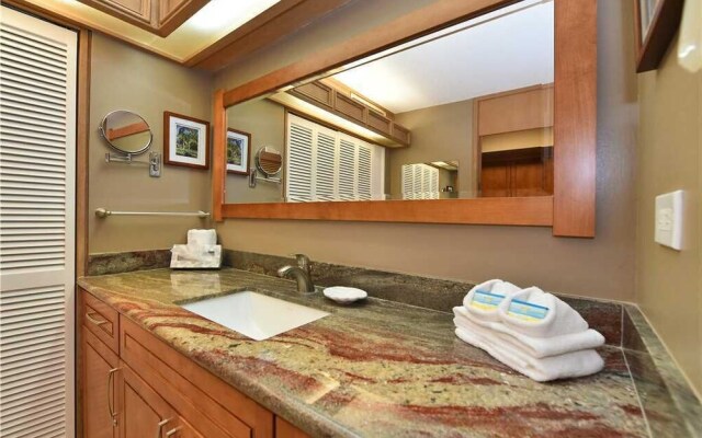 Maui Kaanapali S #a317 Studio Bedroom Condo by RedAwning