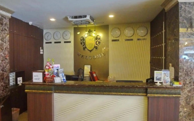 Maleez Lodge Hotel and Restaurant