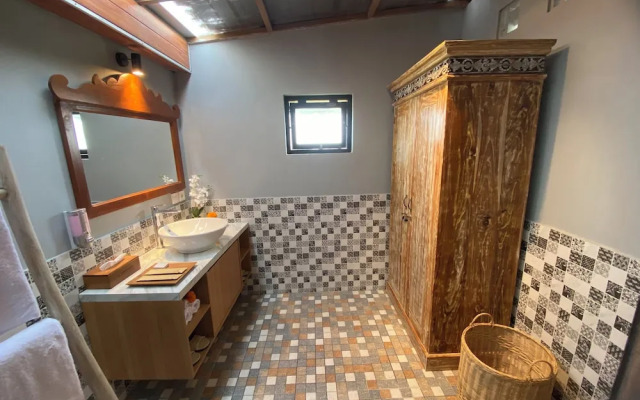 Gunung Gelagah Ubud Villas by EPS