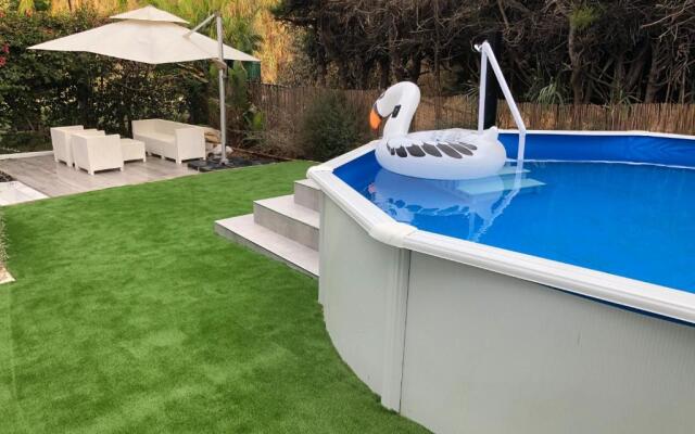 Little Paradise close to La Sala in Puerto Banus / quiet