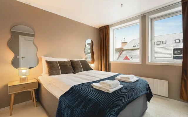 Arctic Homes - Downtown Penthouse