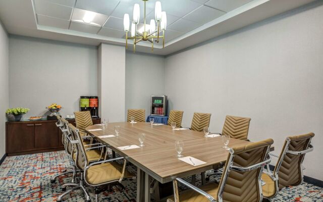 Hilton Garden Inn Boston/Waltham