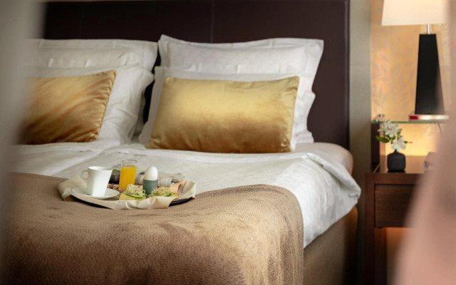 Elite Eden Park Hotel